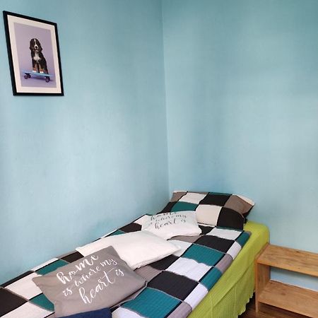 Single Room No.4 In The Very Center Of وارسو المظهر الخارجي الصورة
