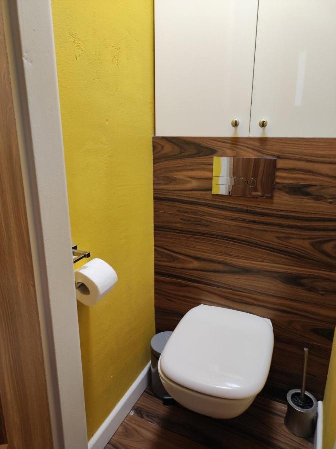 Single Room No.4 In The Very Center Of وارسو المظهر الخارجي الصورة