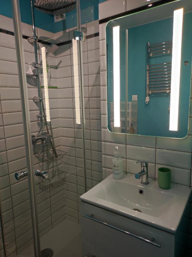 Single Room No.4 In The Very Center Of وارسو المظهر الخارجي الصورة